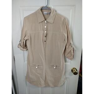 Chicos Oatmeal Tunic Utility Pocket Snap Roll Tab Sleeve. Size 1/M